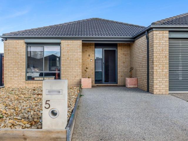 House for sale in Camerons Creek, Victoria