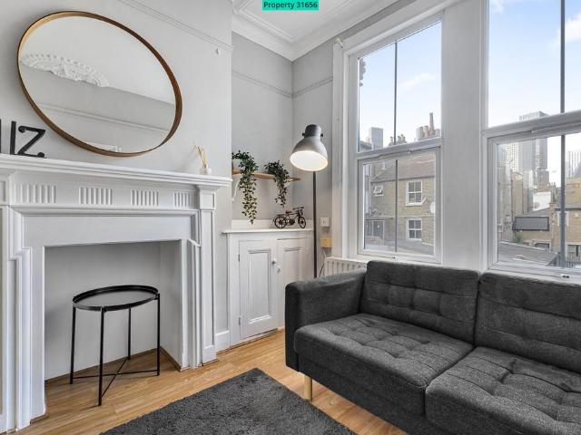 Apartment for rent in Stockwell Park, Greater London