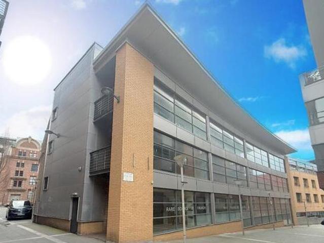 House for sale in Calderstones