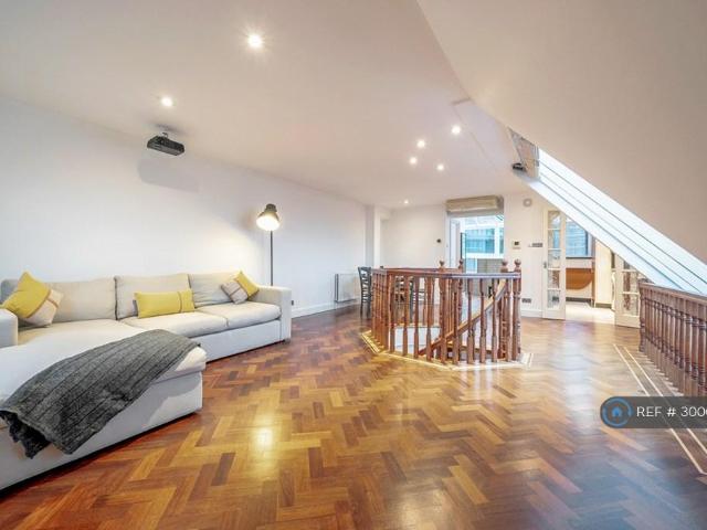 Apartment for rent in St. George in the East, Wapping