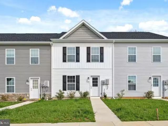Condo for rent in Charles Town