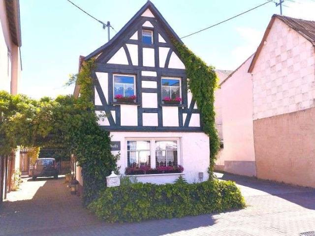 Haus kaufen in Pillig, Landkreis Mayen-Koblenz