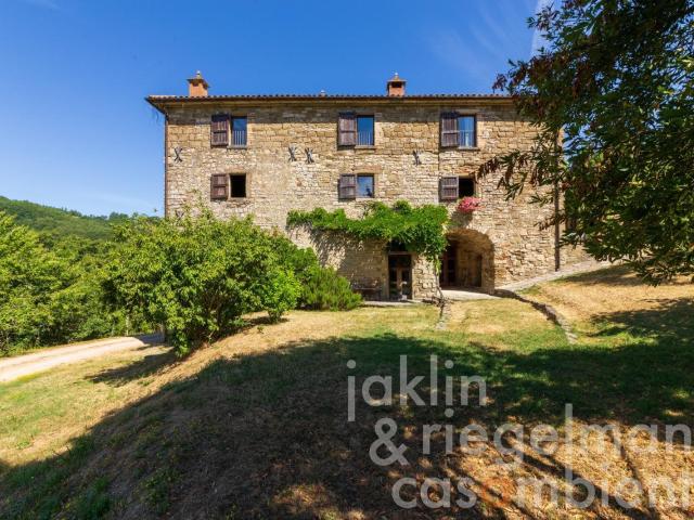 Casa in vendita a Pietralunga, Umbria