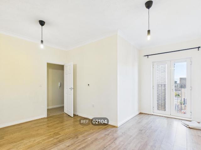 Apartment for rent in Brightlingsea, Dale Hill