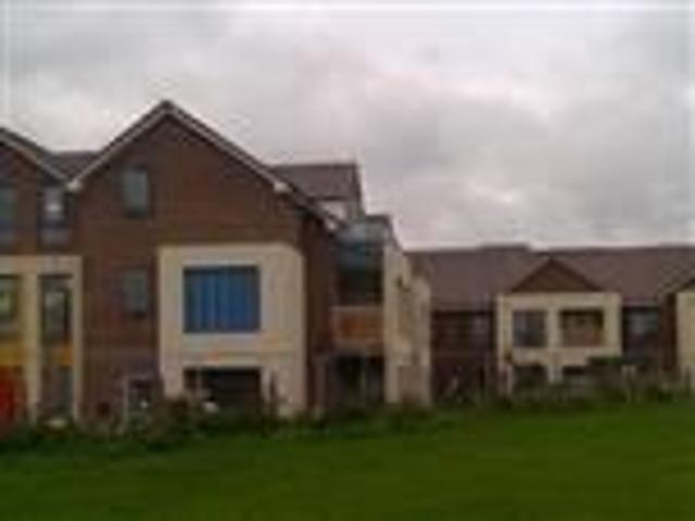 Apartment for rent in Theale, West Berkshire