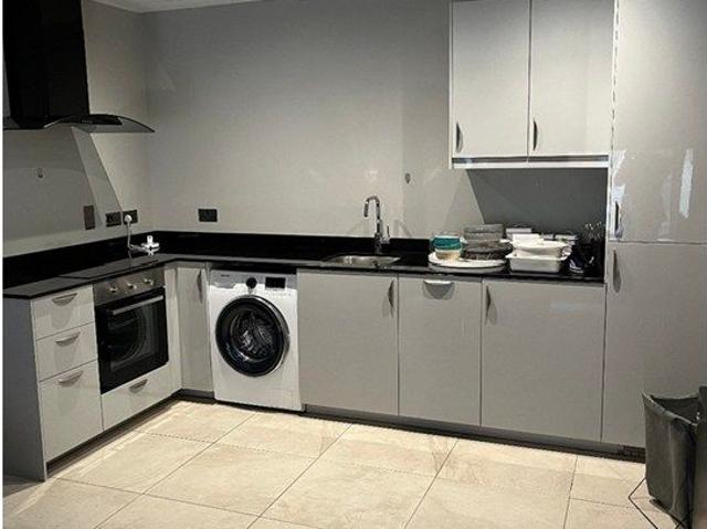 Studio for rent in Woodhouse, West Yorkshire