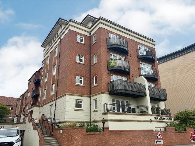 House for rent in Fishergate, York