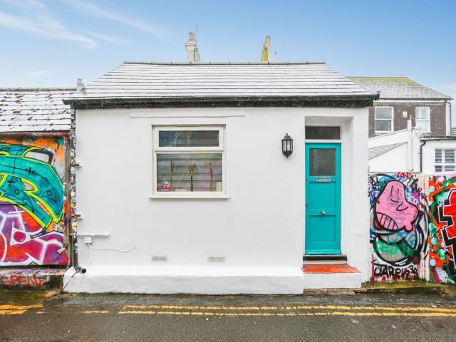 House for rent in Round Hill, Brighton