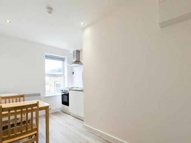 House for rent in Lyons, Greater London