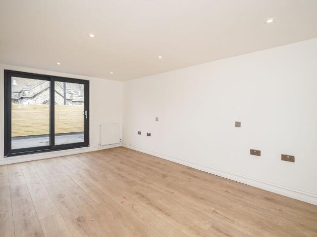 Apartment for rent in East Greenwich, Greater London