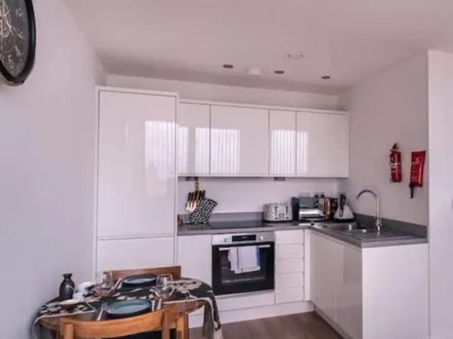 Apartment for rent in Gorse Hill, Trafford Park