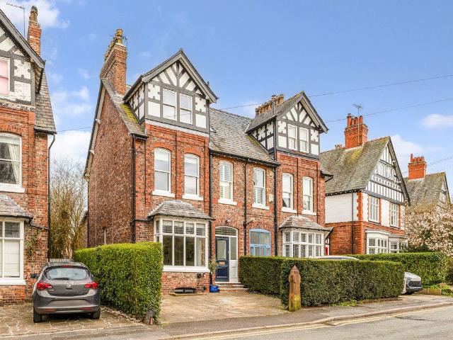 House for rent in Alderley Edge