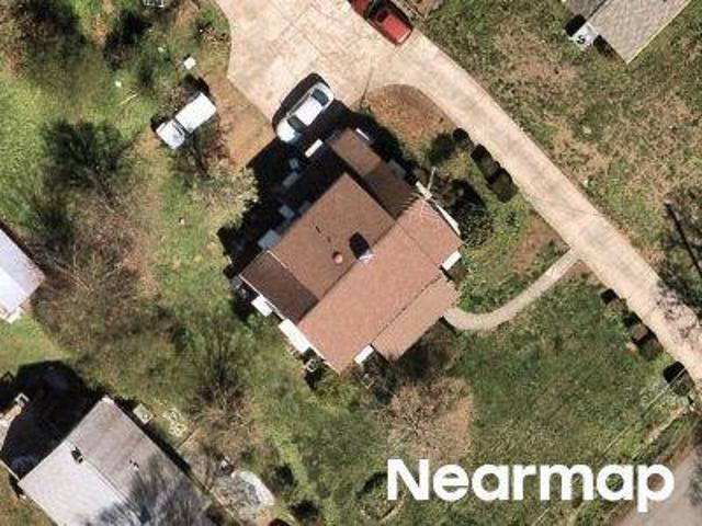 House for sale in Grove Park, Burlington