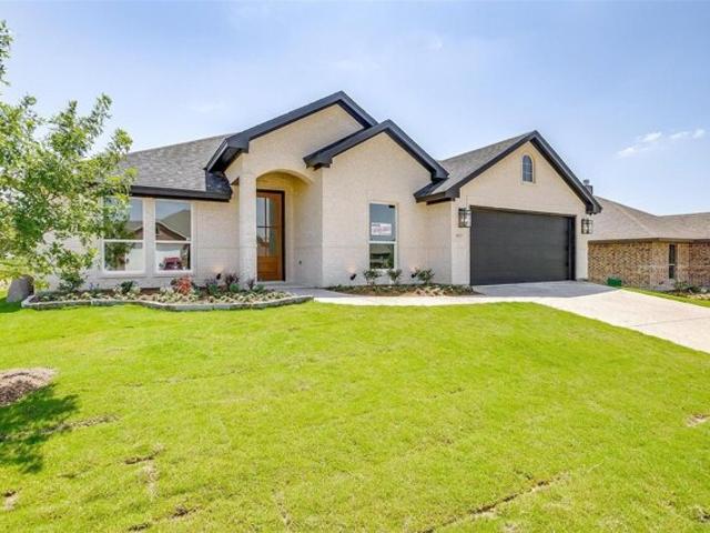 House for sale in Benbrook House for sale in Benbrook