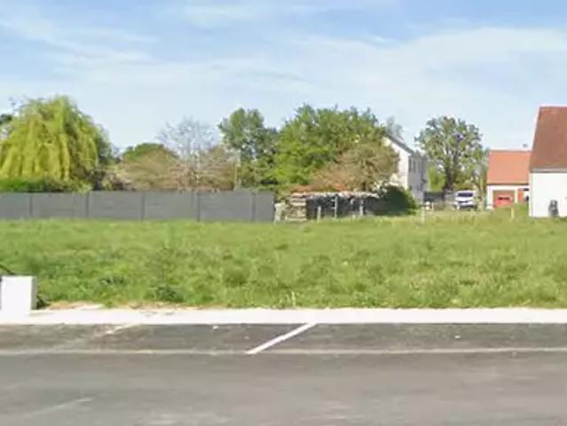 Terrain vente à Orléans, Traînou