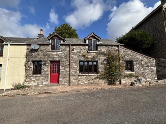 House for rent in Trallong, Penpont