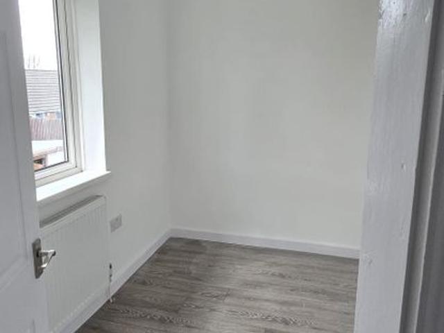 House for rent in Nangreaves, Wales