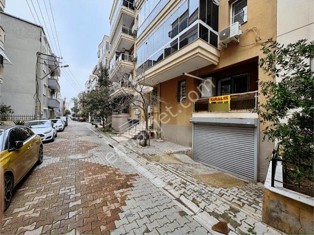 Karşiyaka, İzmir içerisinde kiralık mülk