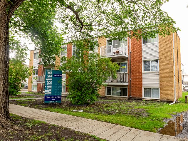 Apartment for rent in Wedgewood, Alberta