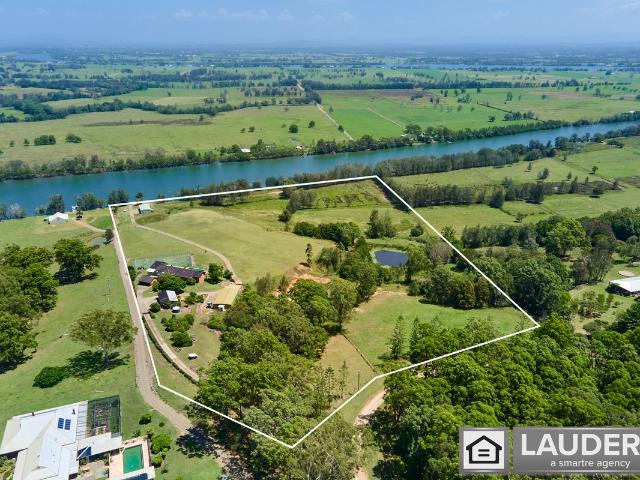 House for sale in Mitchells Island, New South Wales