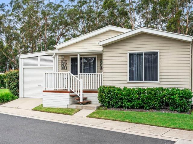 House for sale in Lake Conjola, New South Wales
