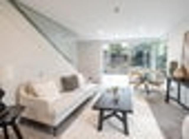 Apartment for sale in Heathcote, Canterbury
