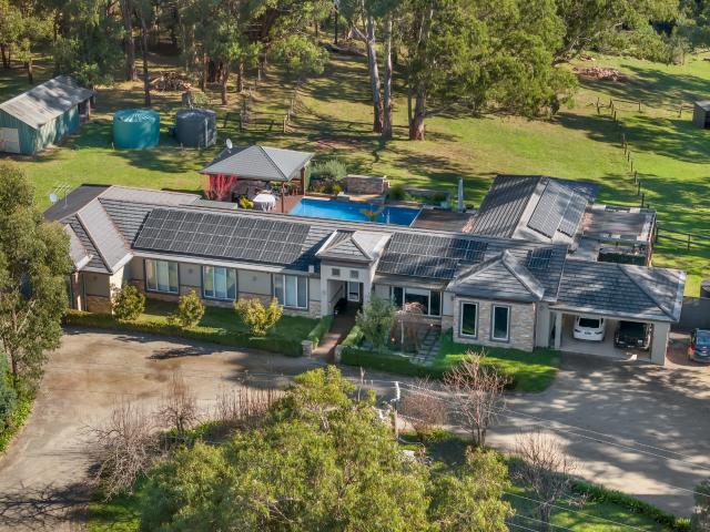 House for sale in Pakenham Upper