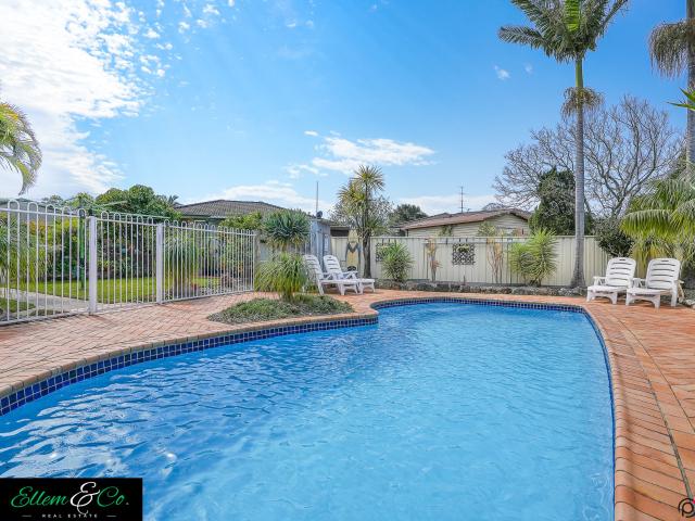 House for sale in Oak Flats Dc, New South Wales