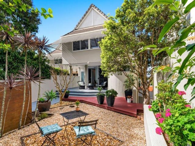 Townhouse for sale in Toombul, Queensland