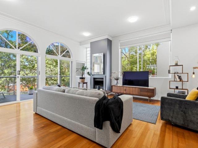 Townhouse for sale in Toombul, Queensland