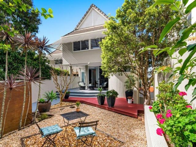 Townhouse for sale in Toombul, Queensland