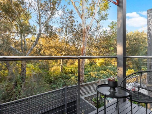 Townhouse for sale in Camerons Creek, Victoria