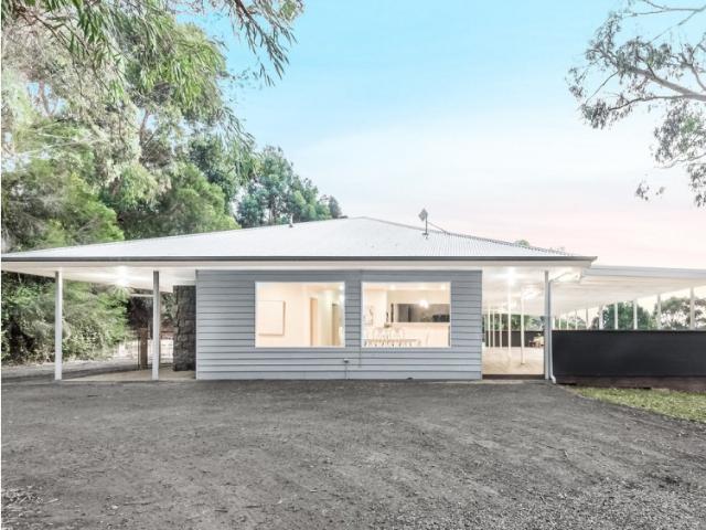 House for sale in Bushfield, Victoria