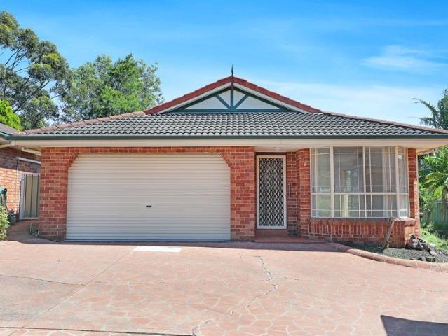 Villa for rent in Wollongong West, New South Wales