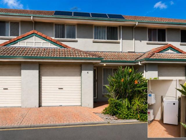 Townhouse for rent in Toombul, Queensland