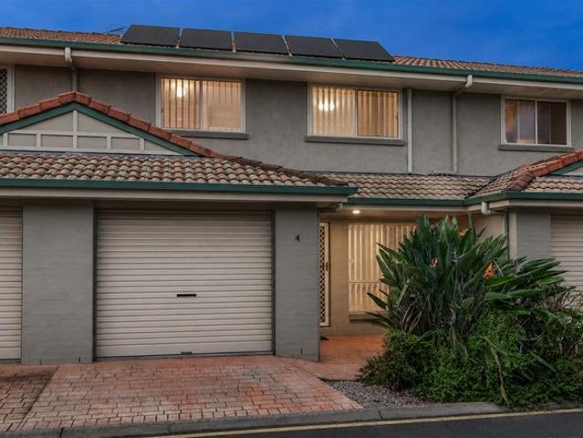 Townhouse for rent in Toombul, Queensland