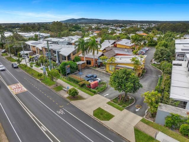 Office for rent in Noosaville, Queensland