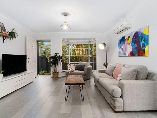 Villa for rent in Sutherland, New South Wales