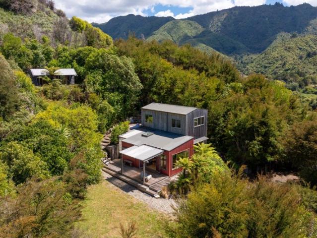 House for sale in Tasman