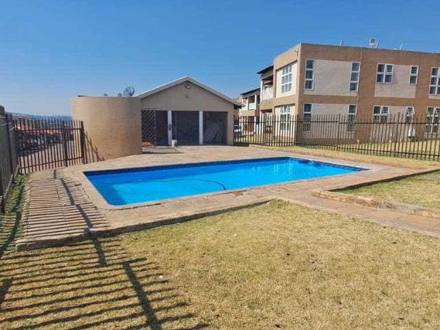Townhouse for sale in Vosloorus, Gauteng
