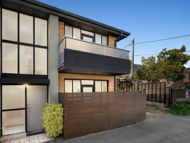 Townhouse for sale in Camerons Creek, Victoria