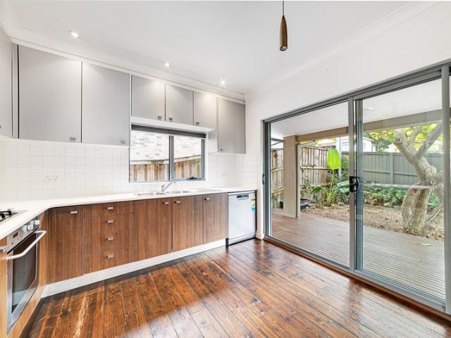 House for rent in Lower North Shore, Sydney