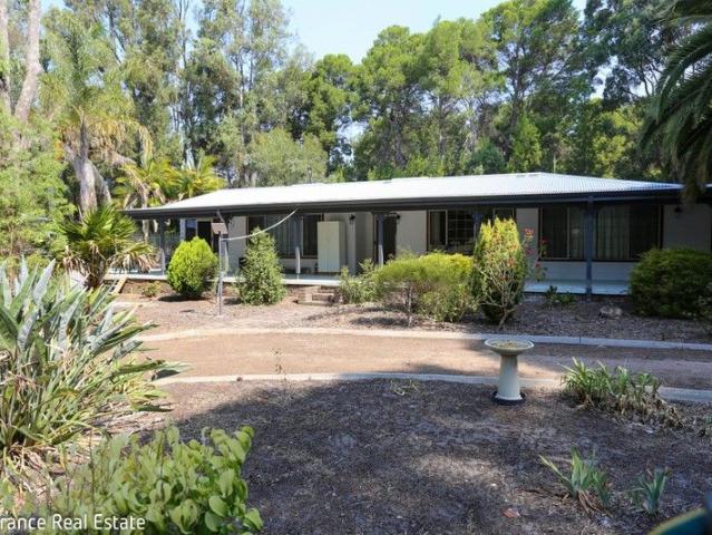 Cottage for sale in Esperance, Western Australia