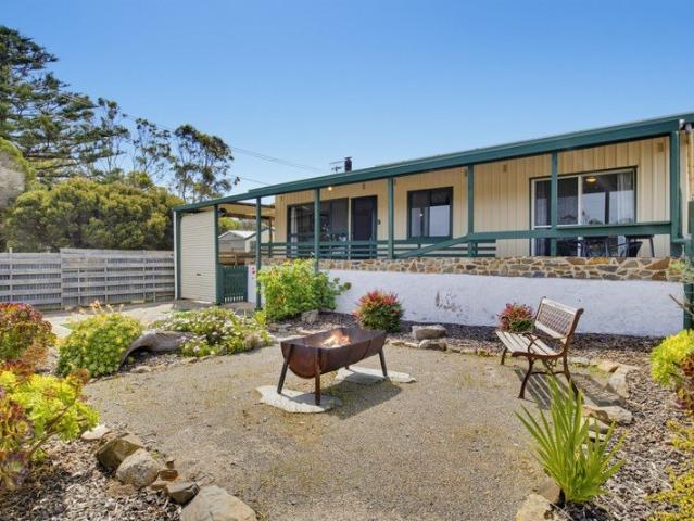 House for sale in Cape Jervis, The District Council of Yankalilla