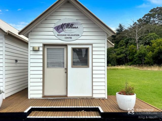 Retail for rent in Metung, Victoria
