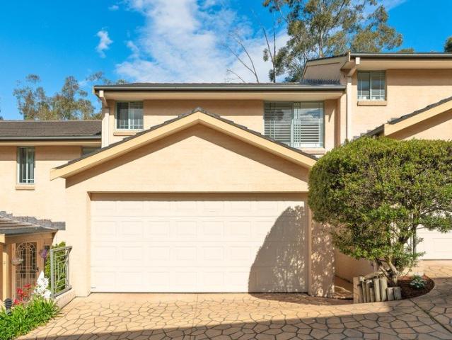 Townhouse for sale in Sutherland, New South Wales