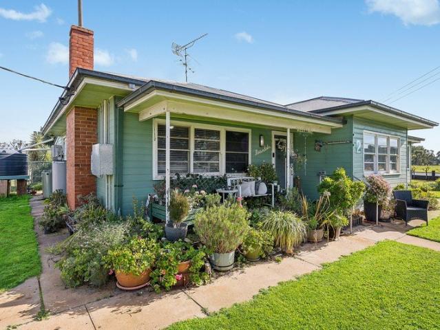 Cottage for sale in Colinroobie, New South Wales