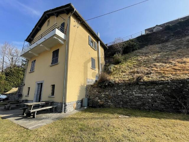 Apartment mieten in Roveredo (GR), Graubünden