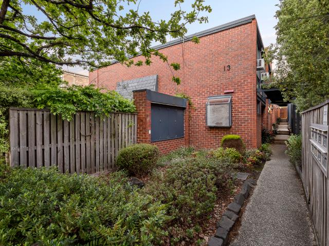 Apartment for sale in Camerons Creek, Victoria