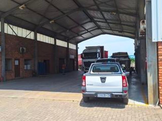 Commercial for rent in UMhlathuze Municipality, Kwazulu-natal